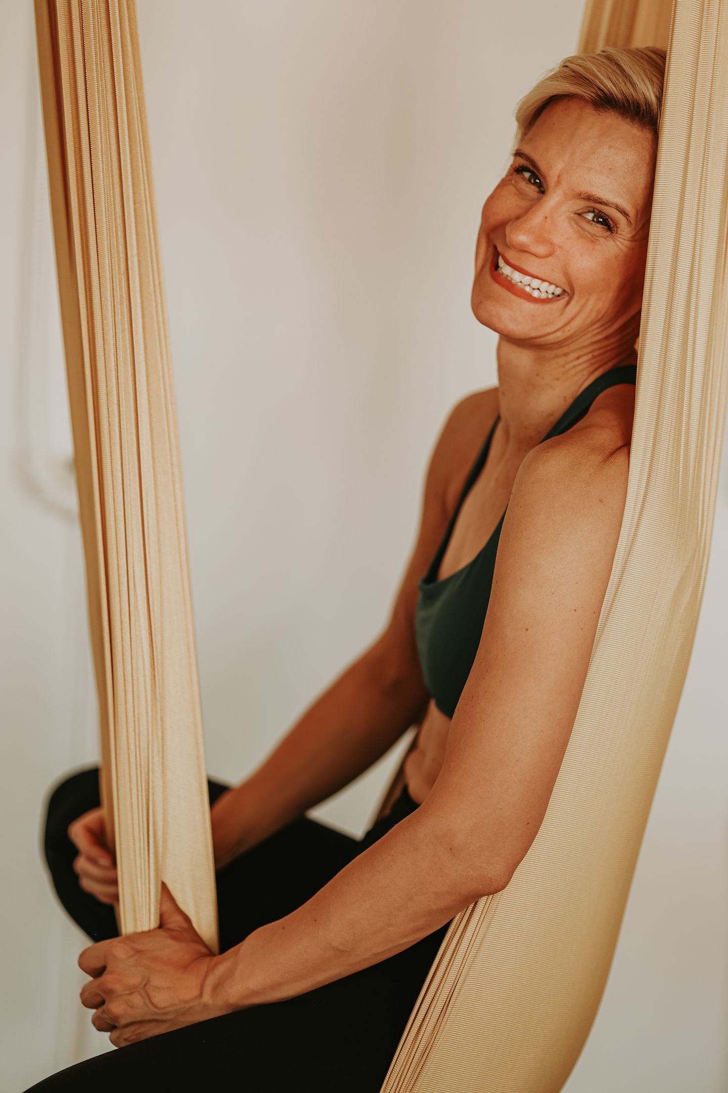 Portrait de Sophie Lenoir, professeure de yoga du studio Yodéga